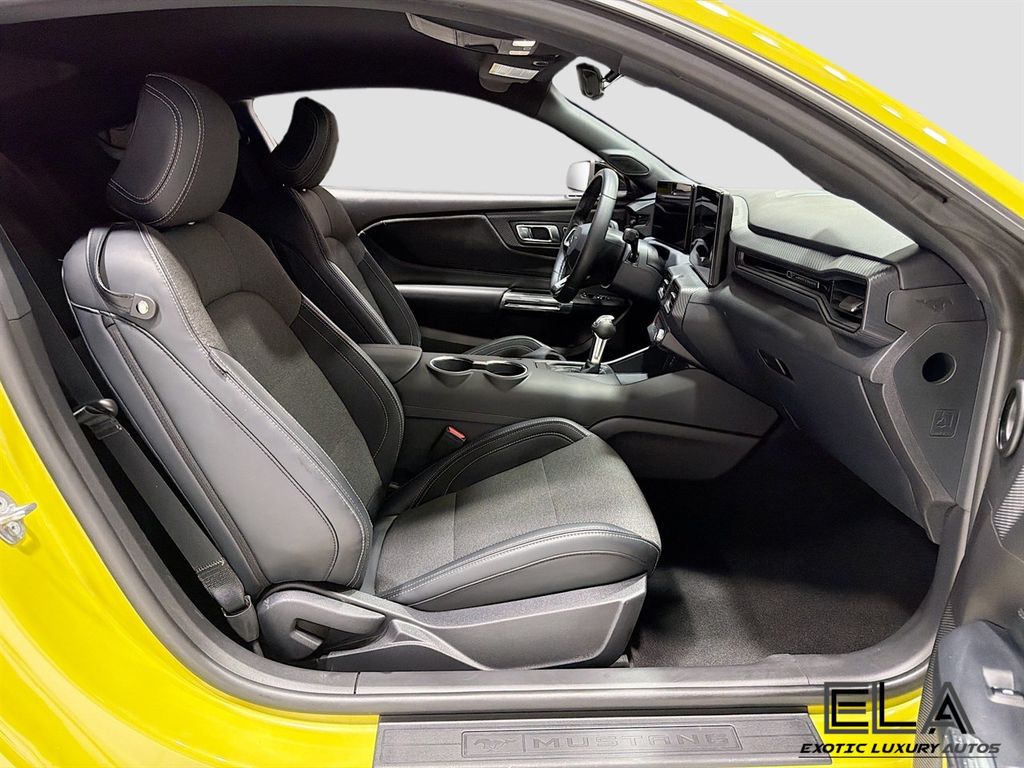 2025 Ford Mustang EcoBoost Premium Fastback - 23042891 - 33