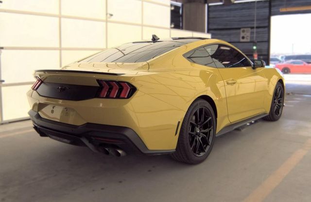 2025 Ford Mustang EcoBoost Premium Fastback - 23042891 - 3
