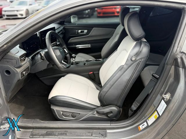 2025 Ford Mustang GT Coupe 2D - 23066375 - 11