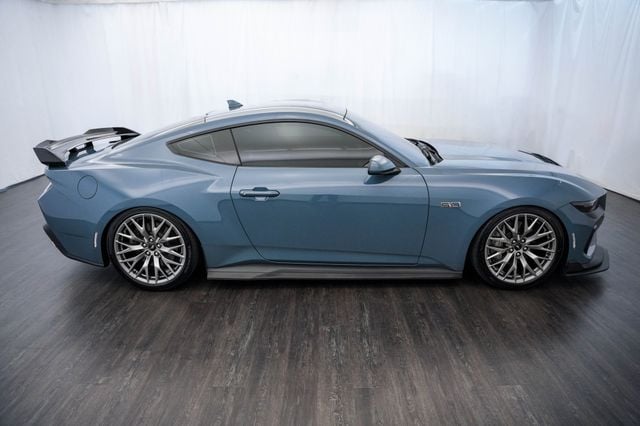 2025 Ford Mustang GT Fastback - 23092963 - 5