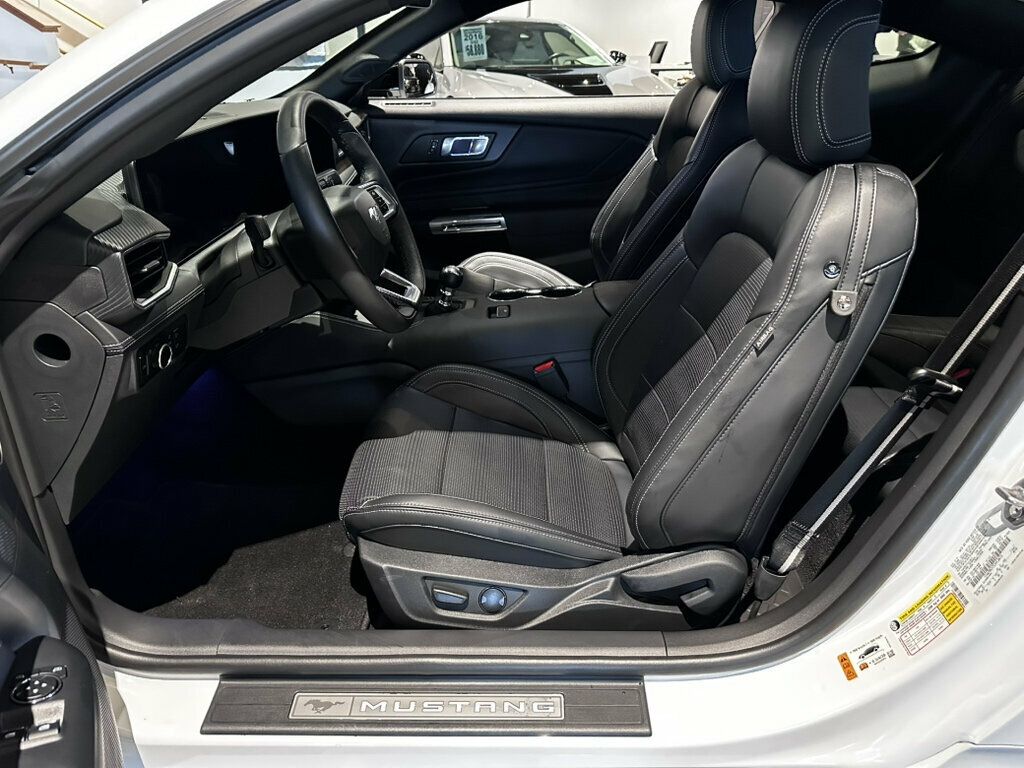 2025 Ford Mustang GT/Premium/6SpeedManual/NitePonyPkg/ActiveExhaust/Htd&CldSeats - 23050462 - 14