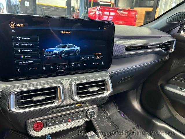 2025 Ford Mustang GT Premium Convertible - 23036164 - 16