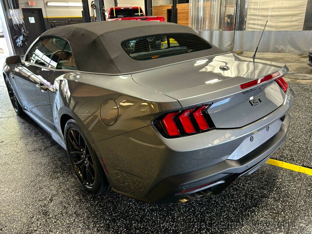 2025 Ford Mustang GT Premium Convertible - 23036164 - 4