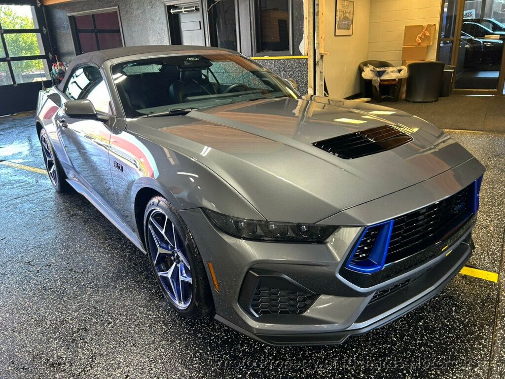 2025 Ford Mustang GT Premium Convertible - 23036166 - 10