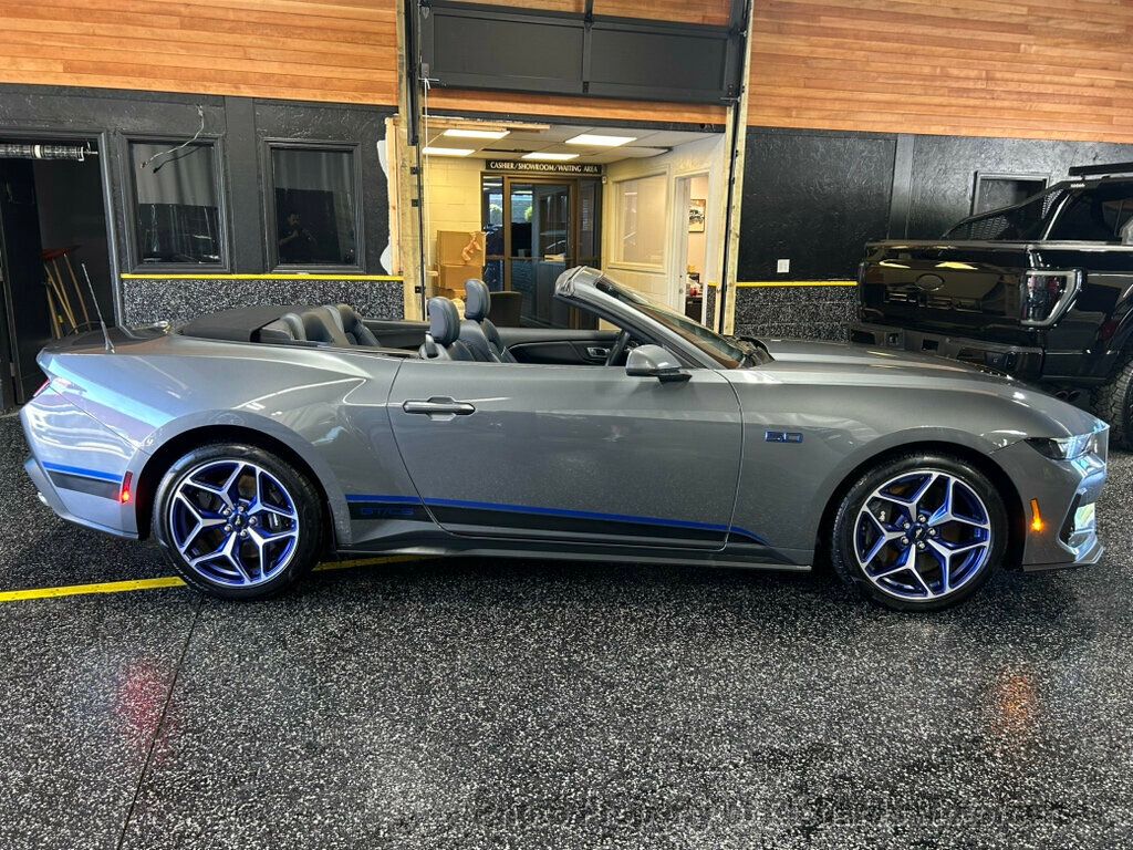 2025 Ford Mustang GT Premium Convertible - 23036166 - 24
