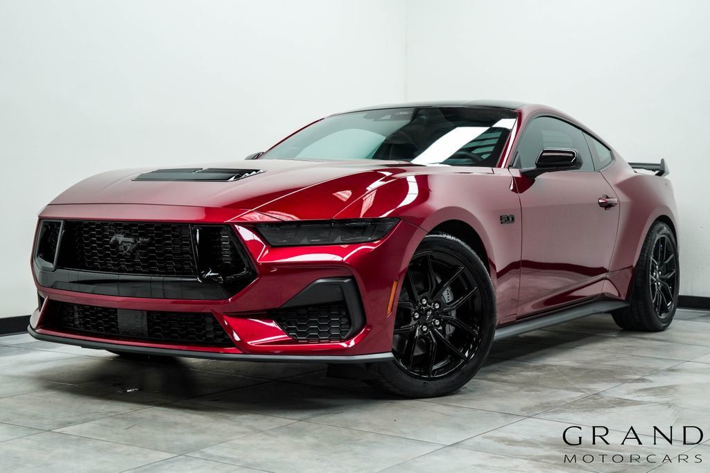 2025 Ford Mustang GT Premium Fastback - 23042338 | Video 1