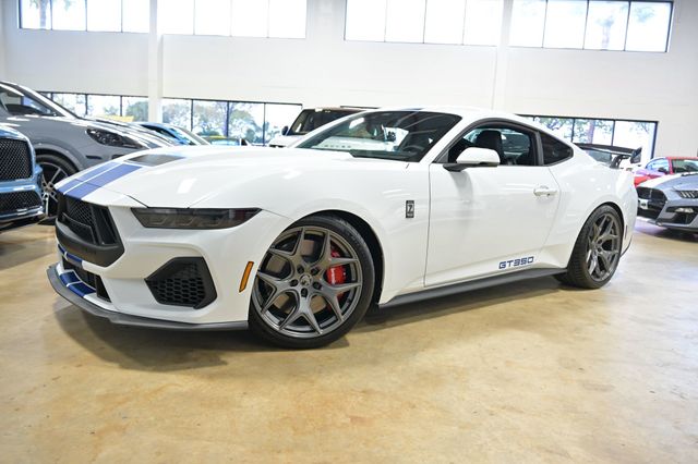 2025 Ford Mustang Shelby GT350 - 23006936 - 0
