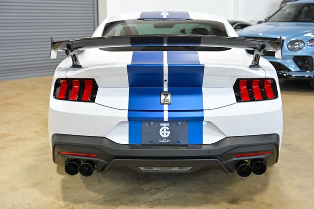 2025 Ford Mustang Shelby GT350 - 23006936 - 9