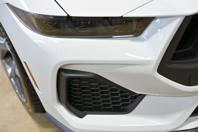 2025 Ford Mustang Shelby GT350 - 23006936 - 19