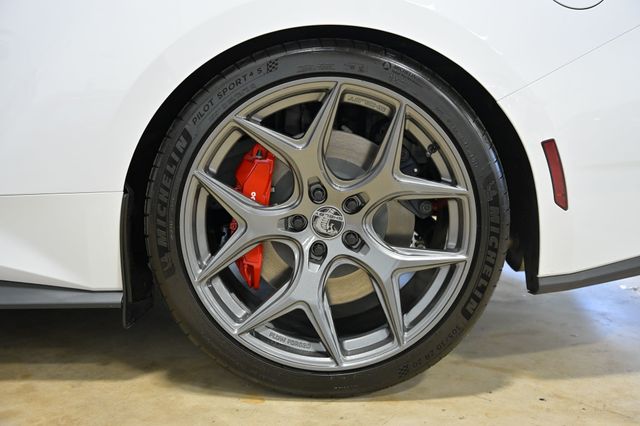 2025 Ford Mustang Shelby GT350 - 23006936 - 7