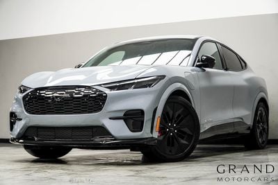 2025 Ford Mustang Mach-E