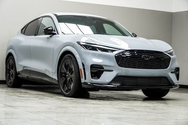 2025 Ford Mustang Mach-E GT AWD - 22985076 - 3