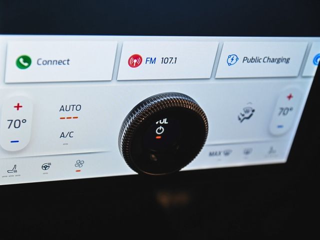 2025 Ford Mustang Mach-E Premium - 22965880 - 13