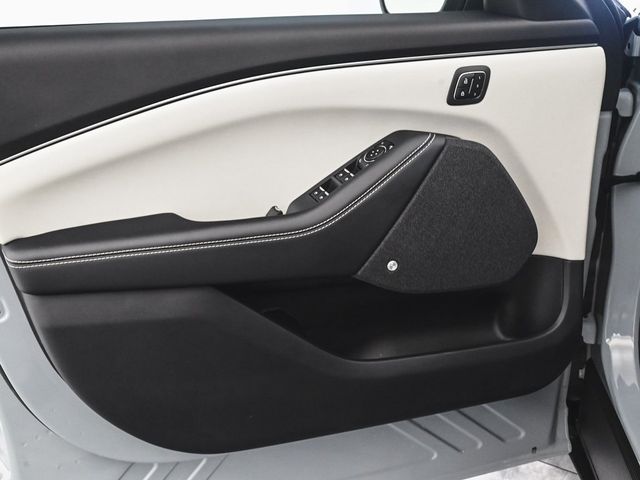 2025 Ford Mustang Mach-E Premium - 22965880 - 22