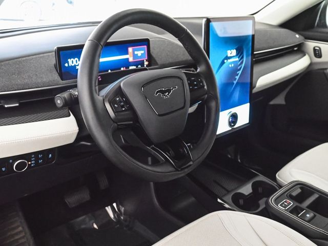 2025 Ford Mustang Mach-E Premium - 22965880 - 25