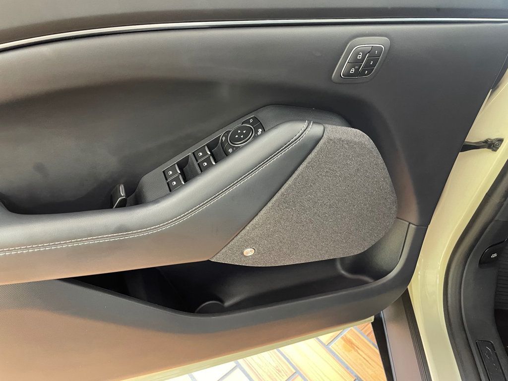 2025 Ford Mustang Mach-E Premium RWD - 23068414 - 18