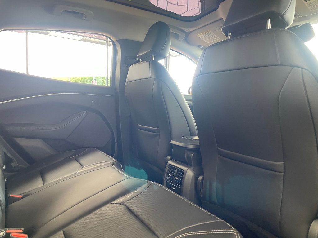 2025 Ford Mustang Mach-E Premium RWD - 23068414 - 24