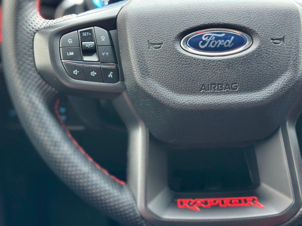 2025 Ford Ranger Raptor photo 23