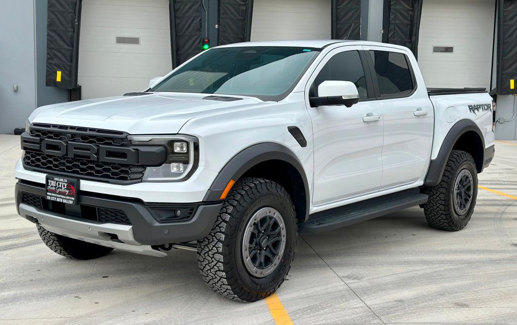 2025 Ford Ranger Raptor photo 3