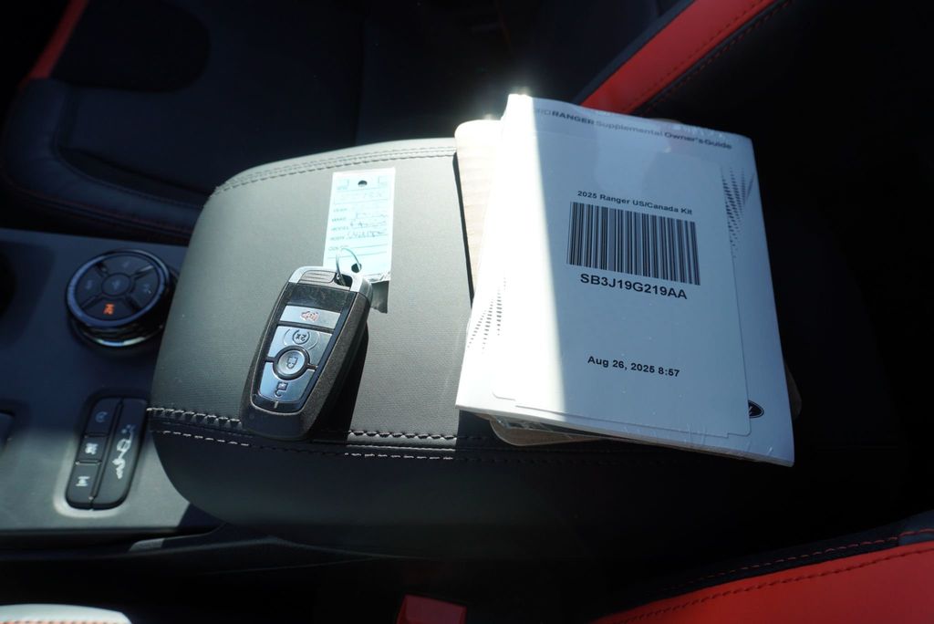 2025 Ford Ranger RAPTOR - 22975577 - 46