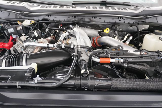 2025 Ford Super Duty F-250 SRW  - 22944359 - 34