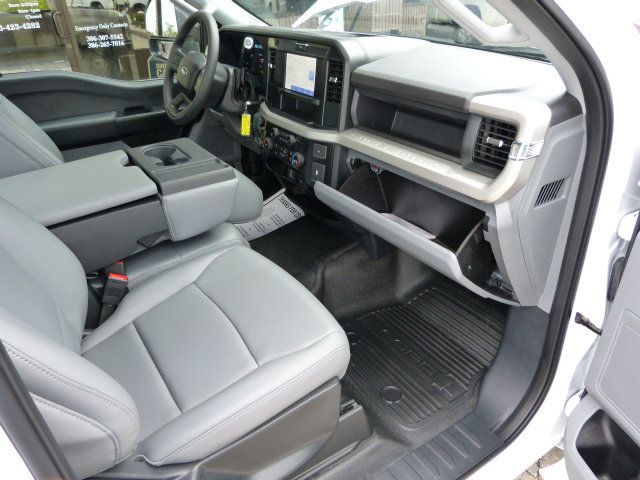 2025 Ford Super Duty F-250 SRW 6.7L V8 TURBO DIESEL*XL*REGULAR CAB*4X4*8FT BED*ONLY 17 MILES!! - 22918629 - 16