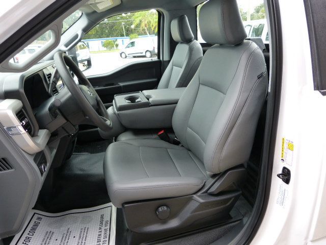 2025 Ford Super Duty F-250 SRW 6.7L V8 TURBO DIESEL*XL*REGULAR CAB*4X4*8FT BED*ONLY 17 MILES!! - 22918629 - 18