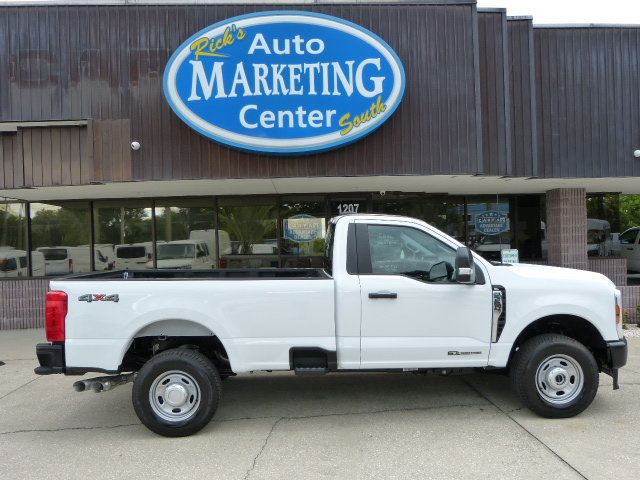 2025 Ford Super Duty F-250 SRW 6.7L V8 TURBO DIESEL*XL*REGULAR CAB*4X4*8FT BED*ONLY 17 MILES!! - 22918629 - 2