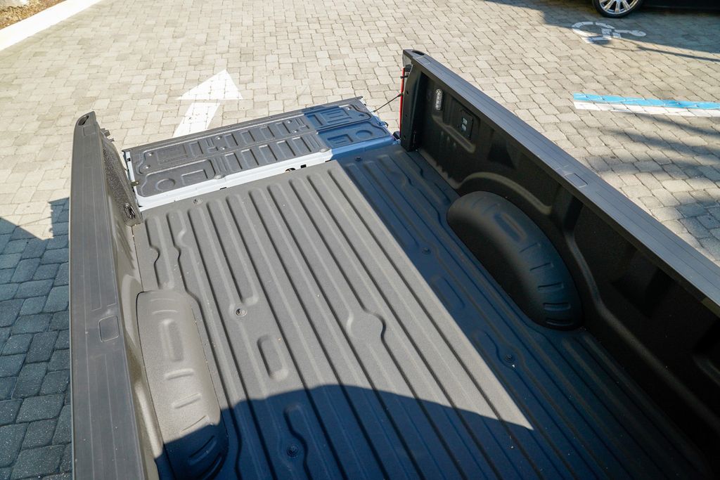 2025 Ford Super Duty F-250 SRW LARIAT 4WD Crew Cab 8' Box - 22948209 - 24