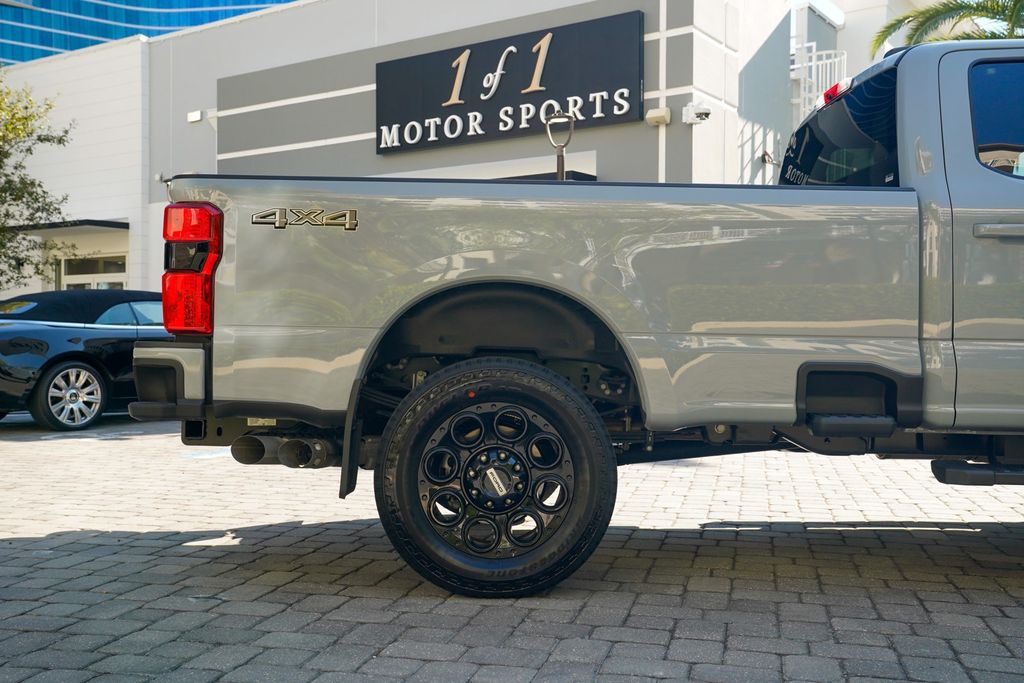 2025 Ford Super Duty F-250 SRW LARIAT 4WD Crew Cab 8' Box - 22948209 - 33