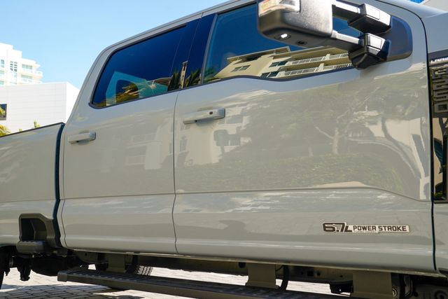 2025 Ford Super Duty F-250 SRW LARIAT 4WD Crew Cab 8' Box - 22948209 - 38