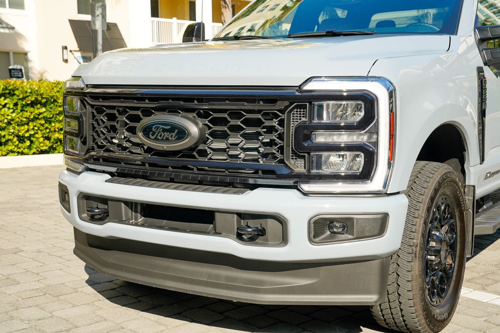 2025 Ford Super Duty F-250 SRW LARIAT 4WD Crew Cab 8' Box - 22948209 - 42