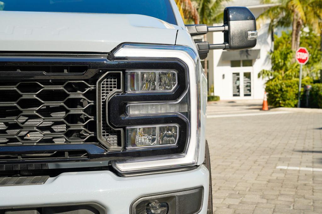 2025 Ford Super Duty F-250 SRW LARIAT 4WD Crew Cab 8' Box - 22948209 - 43