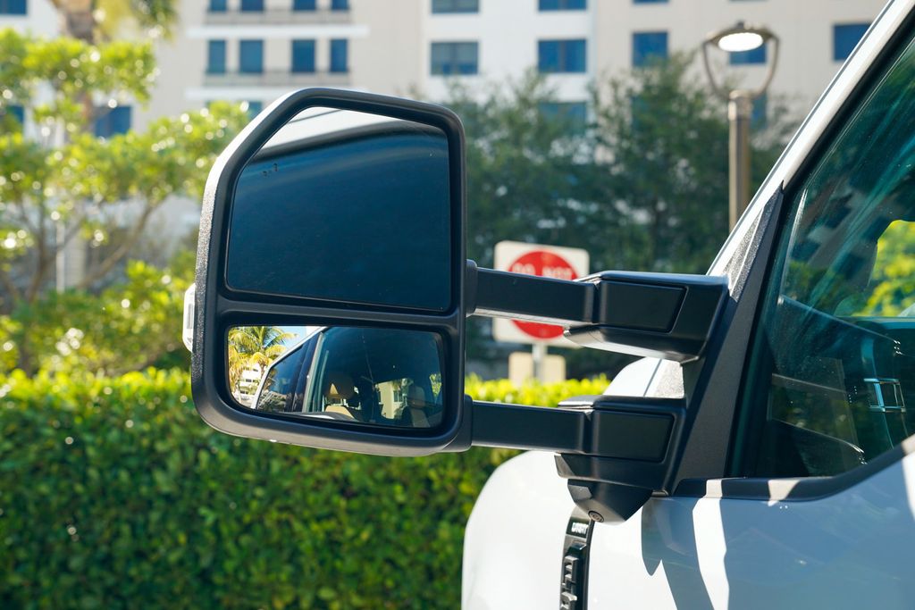 2025 Ford Super Duty F-250 SRW LARIAT 4WD Crew Cab 8' Box - 22948209 - 45