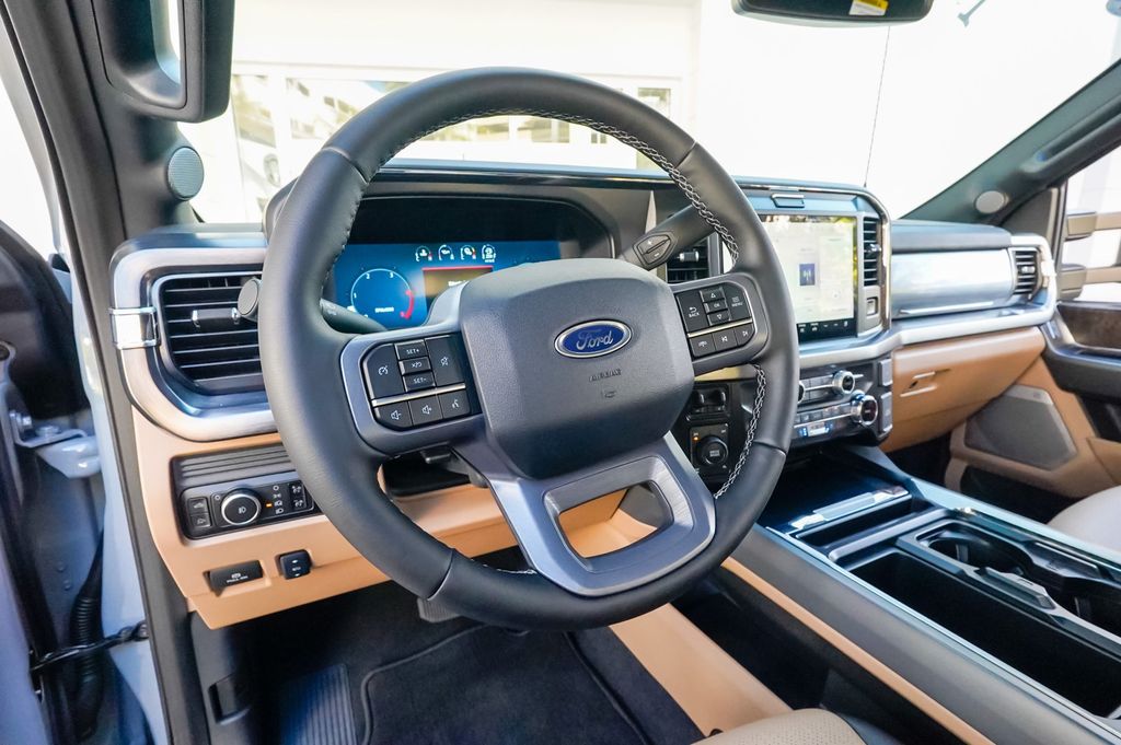 2025 Ford Super Duty F-250 SRW LARIAT 4WD Crew Cab 8' Box - 22948209 - 60