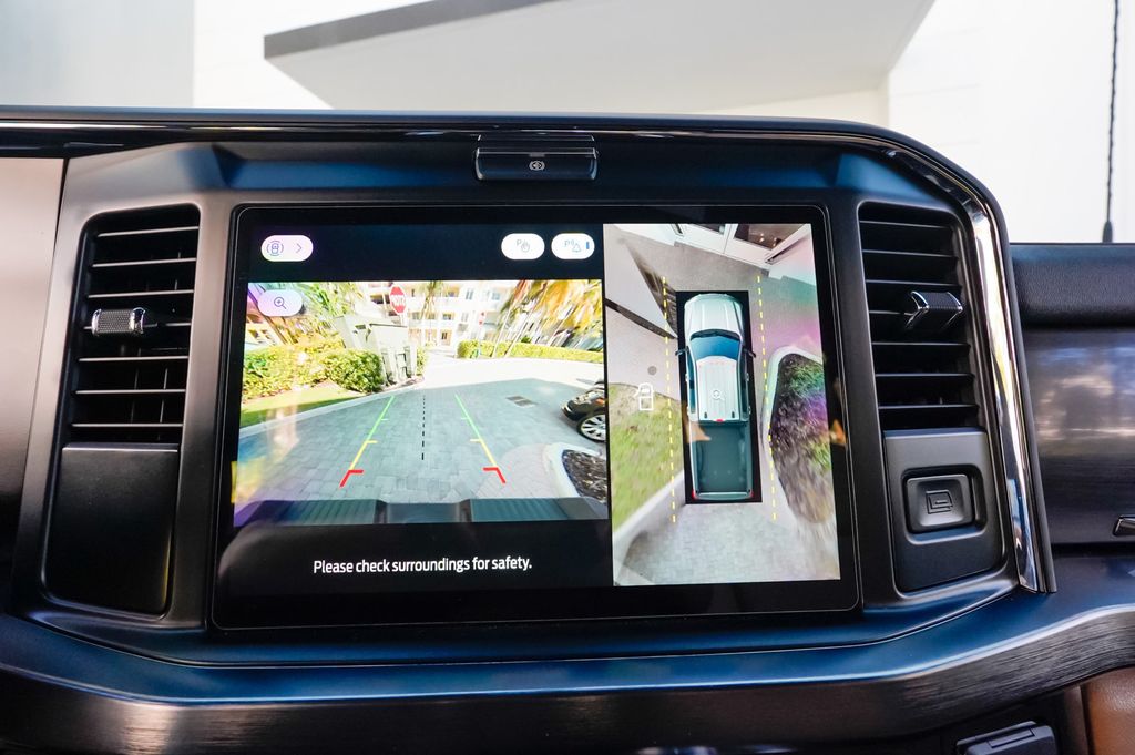 2025 Ford Super Duty F-250 SRW LARIAT 4WD Crew Cab 8' Box - 22948209 - 71