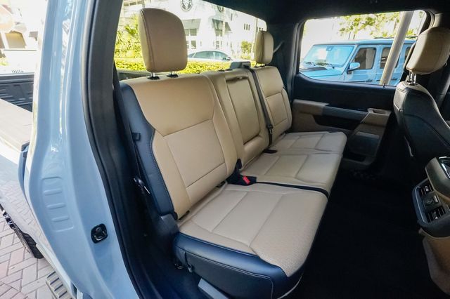 2025 Ford Super Duty F-250 SRW LARIAT 4WD Crew Cab 8' Box - 22948209 - 97