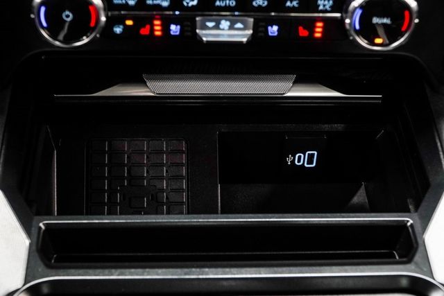 2025 Ford Super Duty F-250 SRW Platinum - 22954627 - 19