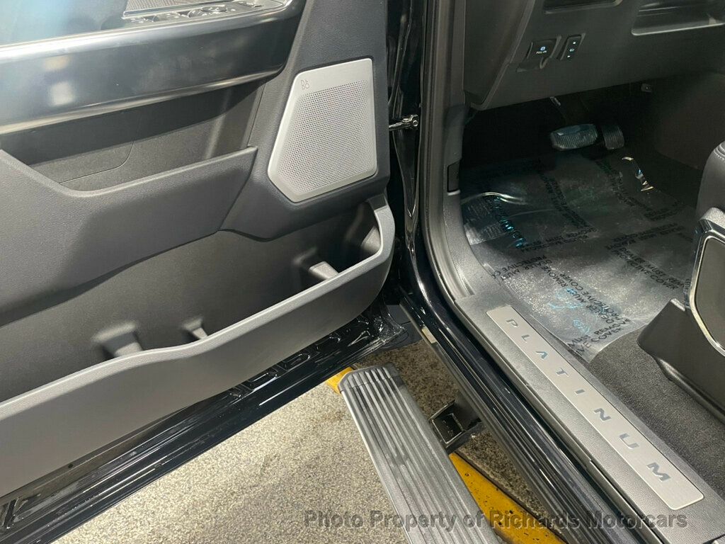 2025 Ford F-250 Platinum photo 9