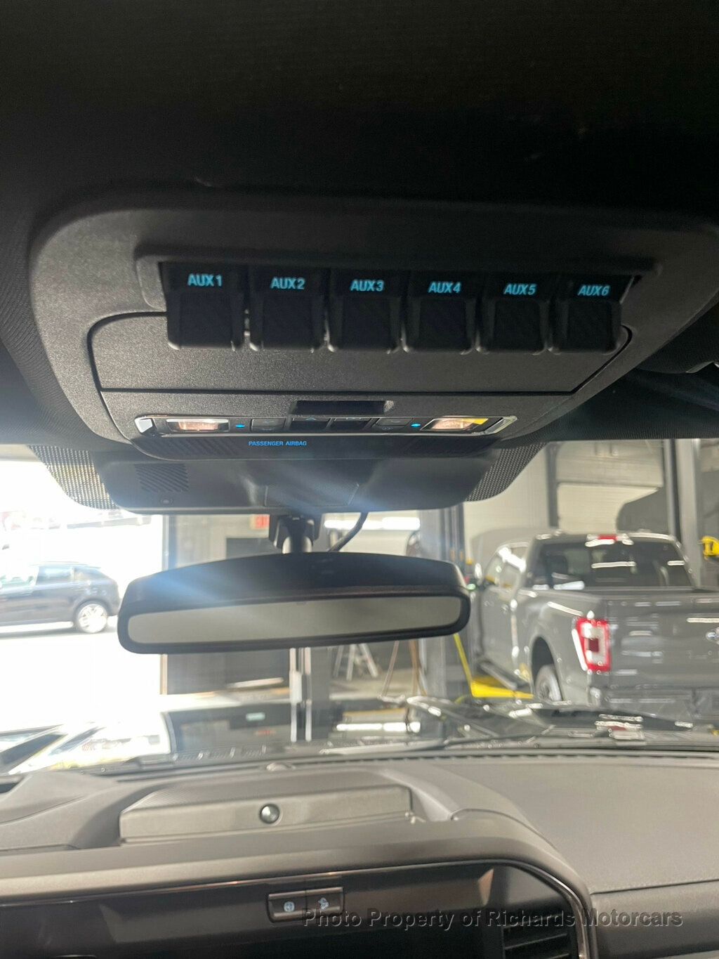 2025 Ford F-250 Platinum photo 17