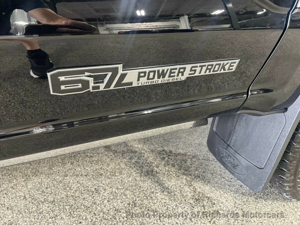 2025 Ford F-250 Platinum photo 7
