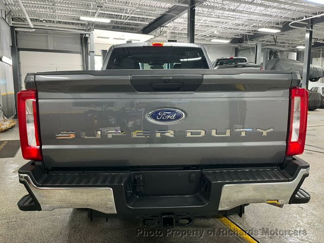2025 Ford Super Duty F-250 SRW XLT 4WD Crew Cab 6.75' Box - 22929327 - 3