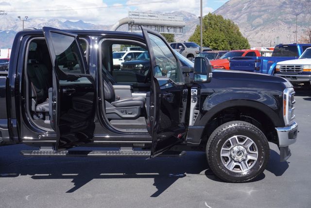 2025 Ford SUPER DUTY F-350 LARIAT - 23084198 - 23