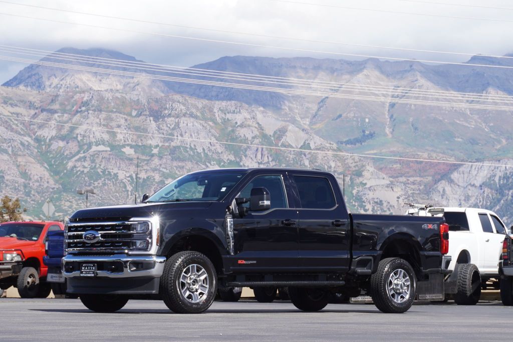 2025 Ford SUPER DUTY F-350 LARIAT - 23084198 - 4