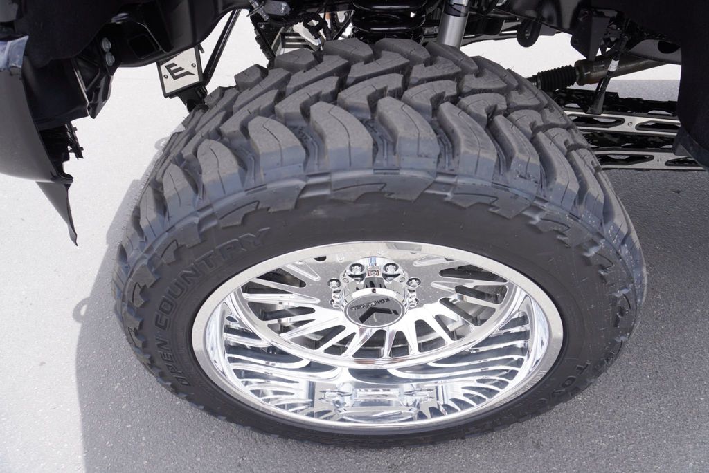 2025 Ford F-350 Platinum photo 15
