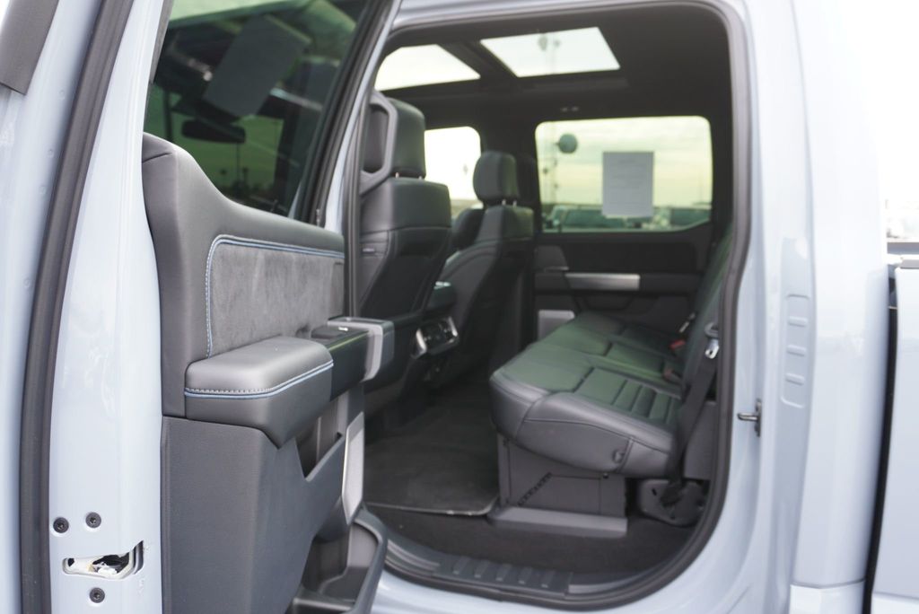 2025 Ford SUPER DUTY F-350 PLATINUM - 22976518 - 23