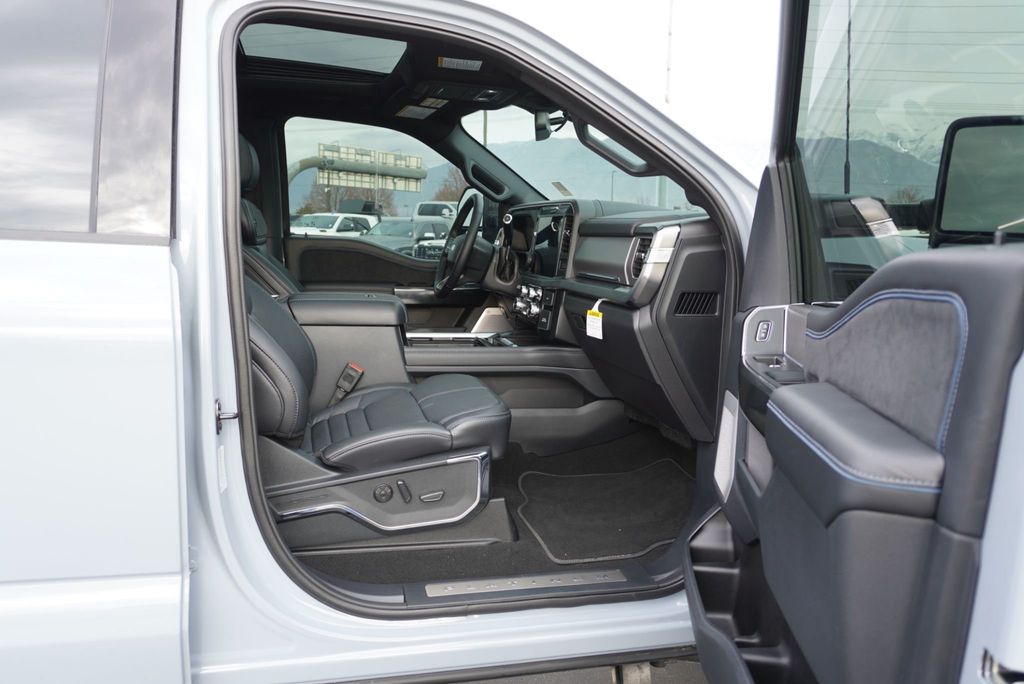 2025 Ford SUPER DUTY F-350 PLATINUM - 22976518 - 25