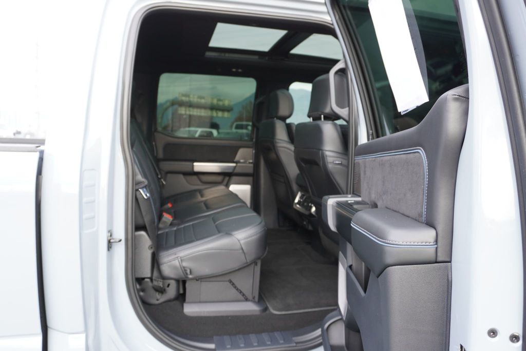 2025 Ford SUPER DUTY F-350 PLATINUM - 22976518 - 26