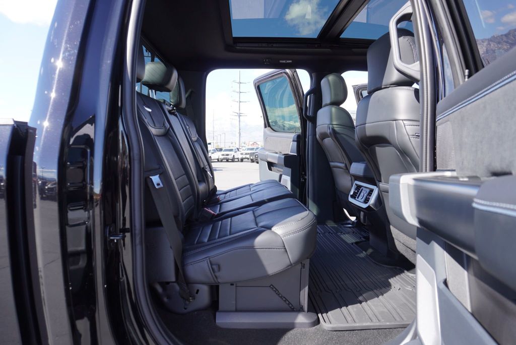 2025 Ford SUPER DUTY F-350 PLATINUM - 23017890 - 27