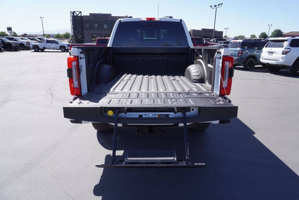 2025 Ford SUPER DUTY F-350 PLATINUM - 23027728 - 10